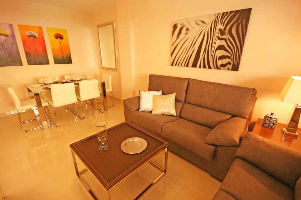 Zamarrilla Apartment Malaga Luaran gambar